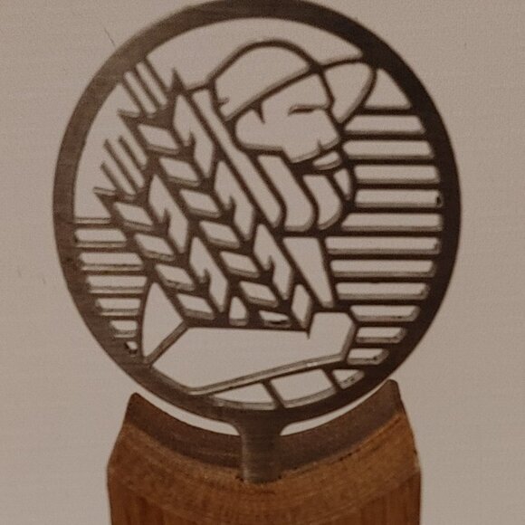 RARE Cameron's Brewing Company AMBEAR Amber Lager Tap Handle Wood Metal - Picture 2 of 9